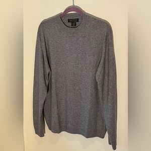 Daniel Bishop 100% 2 Ply Cashmere Sweater Men's Large Med/Light Gray Hong Kong